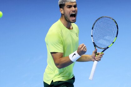 تشابي ألونسو مع فينيسيوس ومبابي