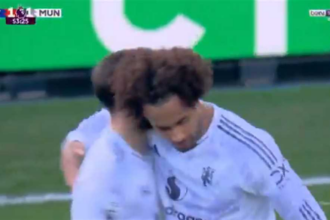 هدف مانشستر سيتي الأول ضد بالاس - زيركزي (الدوري الإنجليزي)