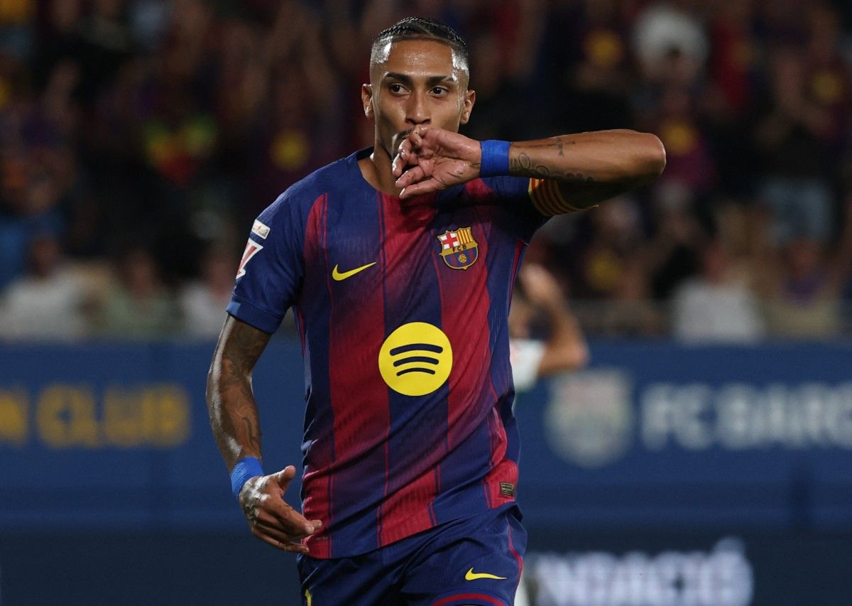 صفقة الـ 100 مليون: ليفربول يجهز عرضاً ضخماً لضم نجم برشلونة رافينيا كبديل محتمل لصلاح