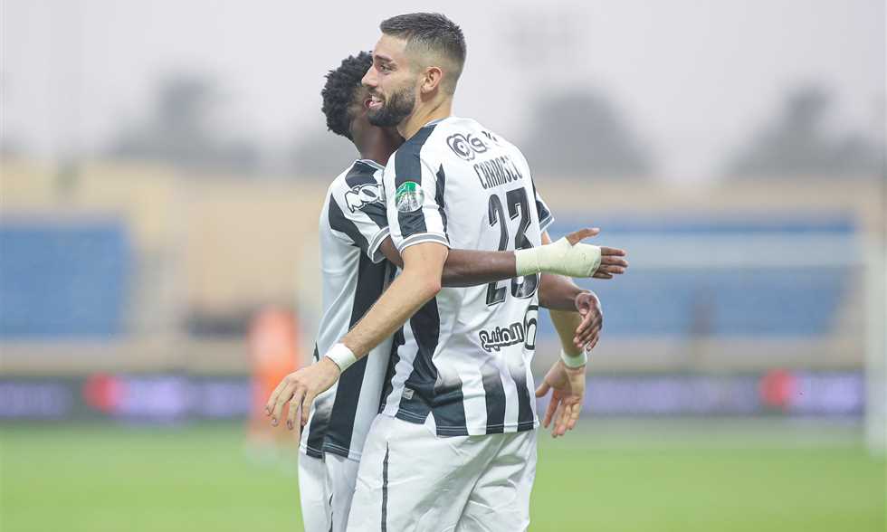 رومانو: روما قدم عرضا لضم كاراسكو.. ونابولي يترقب