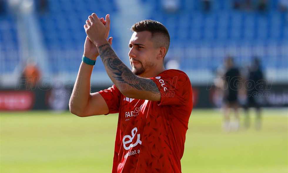 الأهلي يعلن إعارة جراديشار إلى أوبيست المجري