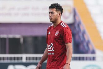 إيقاف وتغريم وتدريب منفرد.. الأهلي يعلن عقوبات إمام عاشور بعد تخلفه عن السفر لتنزانيا