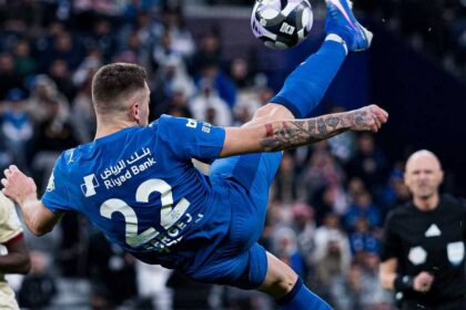 الدوري السعودي - الهلال المتصدر يعاقب الفيحاء برباعية.. والاتحاد ضيحة القادسية السادسة على التوالي