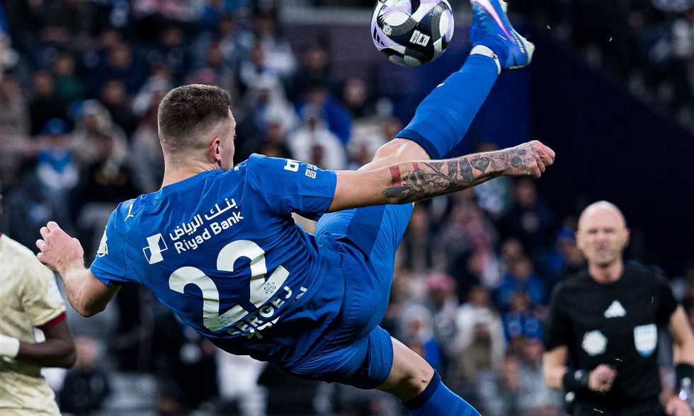 الدوري السعودي - الهلال المتصدر يعاقب الفيحاء برباعية.. والاتحاد ضيحة القادسية السادسة على التوالي