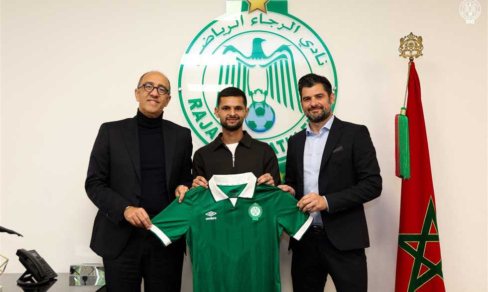 الرجاء يعوض بلعمري بضم خماس