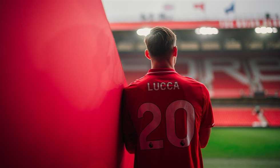 أطول من كريس وود.. نوتنجهام فورست يضم لورينزو لوكا من نابولي