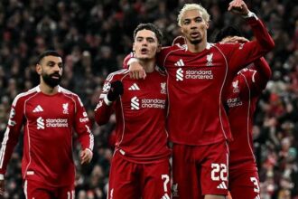 صلاح سجل.. ليفربول يكتسح كاراباخ بسداسية ويضمن المركز الثالث في أبطال أوروبا