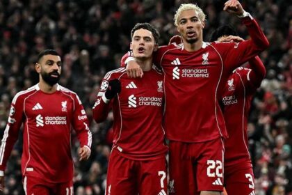 صلاح سجل.. ليفربول يكتسح كاراباخ بسداسية ويضمن المركز الثالث في أبطال أوروبا