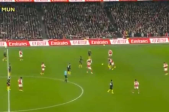 هدف مانشستر يونايتد الثالث ضد أرسنال - كونيا (الدوري الإنجليزي)