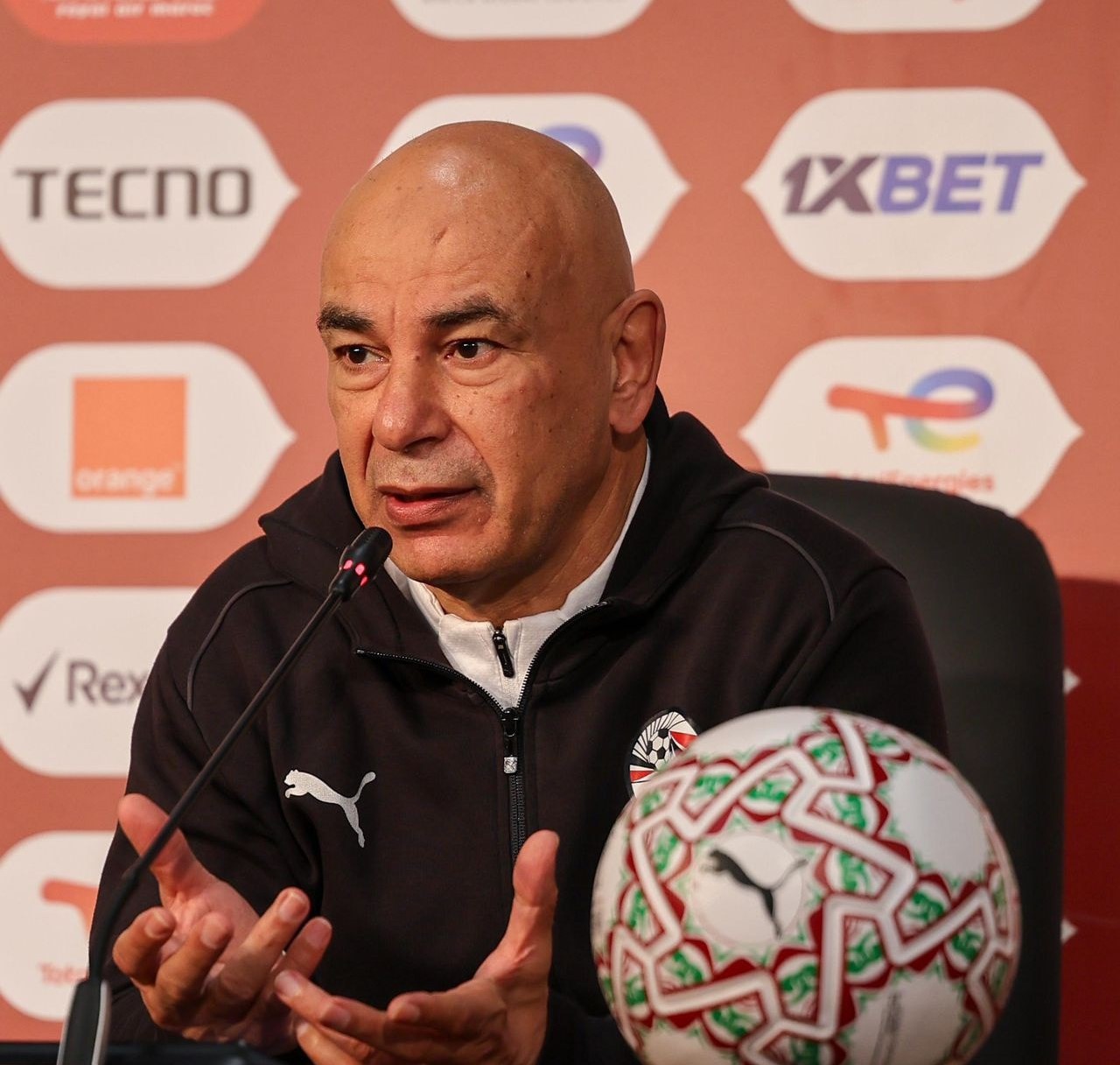 حسام حسن يهاجم الكاف بعد إقصاء مصر من نصف نهائي كأس أمم إفريقيا