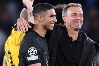 لويس إنريكي يطمئن جماهير باريس سان جيرمان بشأن حكيمي