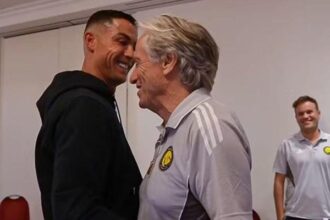 جيسوس يستبعد 7 نجوم من قائمة النصر قبل مواجهة أركاداغ