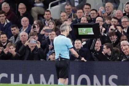 بي بي سي: تعديلات جديدة منتظرة في قوانين التحكيم لمنع إهدار الوقت