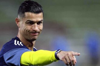 كريستيانو رونالدو يستحوذ على 25% من حصة نادٍ إسباني