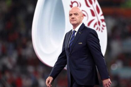 ذا أثلتيك: اتهام إنفانتينو وتشيفيرين في جرائم حرب لدعمهما أندية إسرائيلية