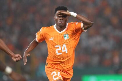 موناكو يستعير سيمون أدينجرا