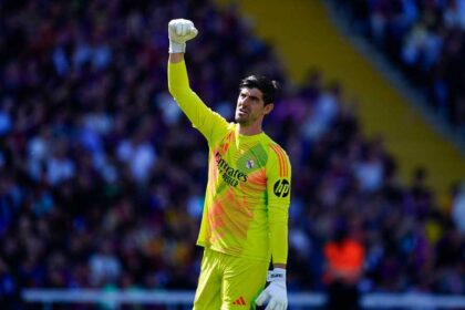 إلى جانب دجوكوفيتش.. كورتوا يشتري حصة من نادي لو مان الفرنسي