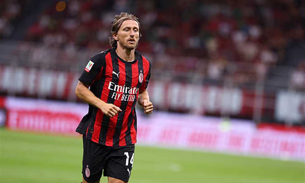 تقرير: ميلان متفائل بتجديد عقد مودريتش لموسم جديد