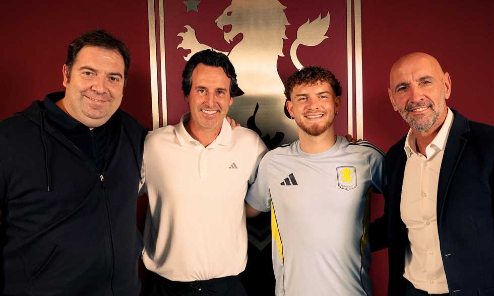 ديلي ميل: غموض في مستقبل هارفي إليوت مع أستون فيلا