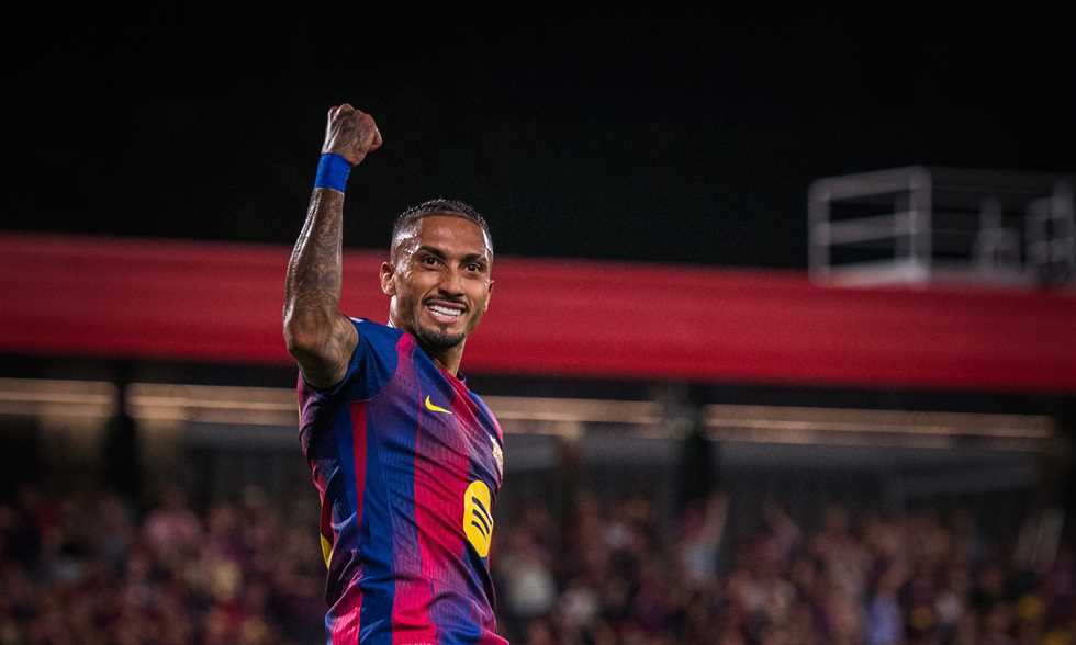 رافينيا يشارك في التدريبات الجماعية لبرشلونة قبل مواجهة جيرونا