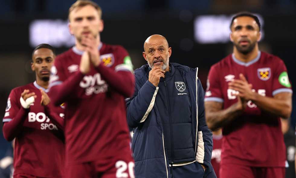 سانتو: حزين للتعادل مع مانشستر يونايتد