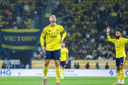 الشرق الأوسط: الجاهزية البدنية تحسم عودة رونالدو أمام الفتح