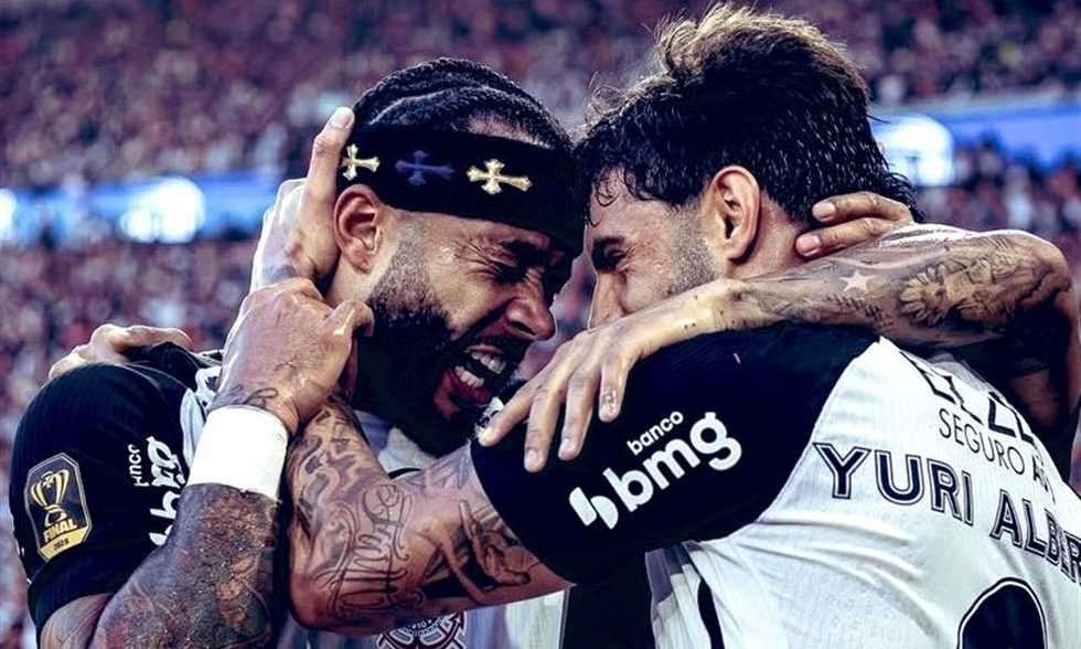 في ظهور باكيتا.. كورينثيانز يتوج بـ كأس السوبر البرازيلي على حساب فلامنجو