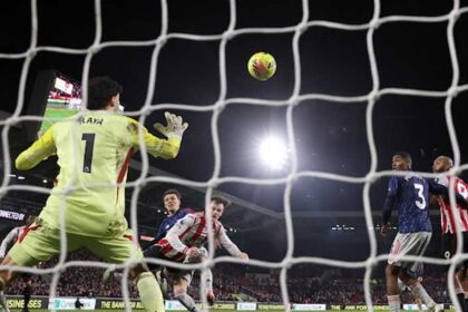 صاحب هدف برينتفورد: أرسنال مميز في الكرات الثانية.. ونحن أيضا نفتخر بذلك