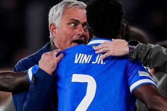 فينيسيوس: العنصريون جبناء لكنهم يحظون بحماية من الملزمين بمعاقبتهم