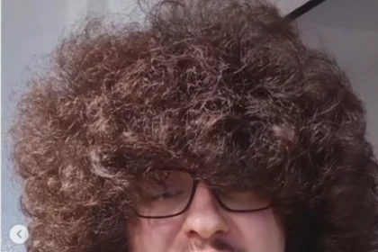 وست هام يعيد معاناة مشجع مانشستر يونايتد الشهير إلى نقطة الصفر