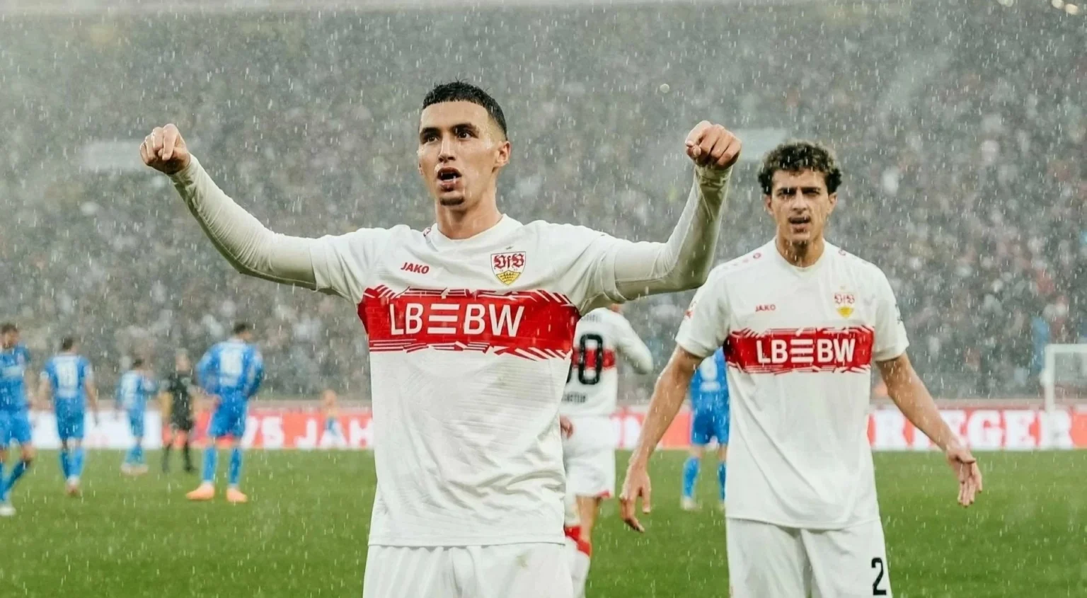 فريق انجليزي يضع بلال الخنوس ضمن أولوياته الصيفية