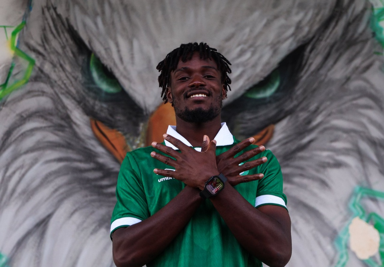 رسميا.. الرجاء الرياضي يعلن عن صفقة لاعب يانغ أفريكانز