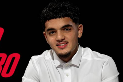 رسميا.. ميلان الإيطالي يعلن تعاقده مع موهبة مغربية