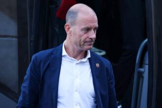 توروب يثني على بلعمري ويعلق على غياب تريزيجيه وزيزو