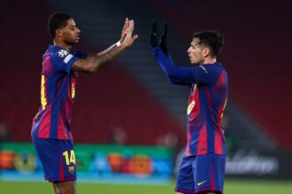 دفعة معنوية هائلة: برشلونة يستعيد نجميه بيدري وراشفورد قبل مواجهة ليفانتي