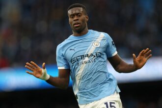 مارك غيهي: صخرة دفاع السيتي التي أثارت حسرة جماهير ليفربول