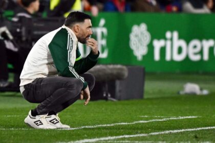 سارابيا: برشلونة كان متفوقًا..وشعرت بالعجز أمامه