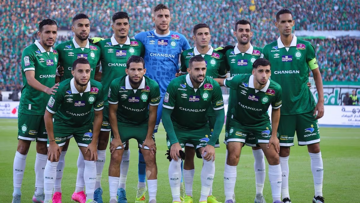 الرجاء الرياضي يستعيد لاعبا بارزا قبل مواجهة النادي المكناسي