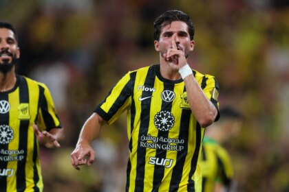 الاتحاد crest