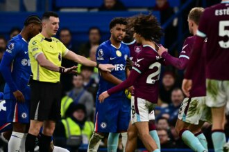 Valencia CF v Real Madrid CF - LaLiga EA Sports