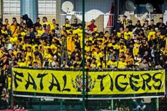 قرار مفاجئ من “فاتال تايغرز” قبل مباراة المغرب الفاسي ضد اتحاد يعقوب المنصور