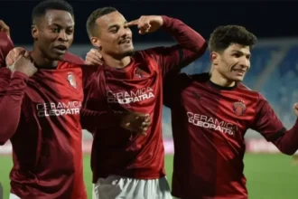 سيراميكا كليوباترا يفاجئ الجميع ويتصدر الدوري المصري