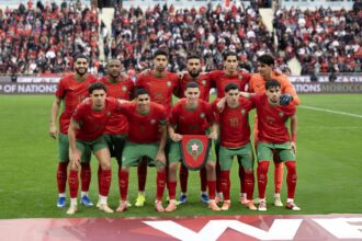 نجم المنتخب المغربي يعود إلى صفوف فريقه بعد تعافيه من الإصابة