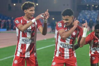 الكوكب المراكشي يحقق فوزا ثمينا أمام حسنية أكادير في البطولة الإحترافية