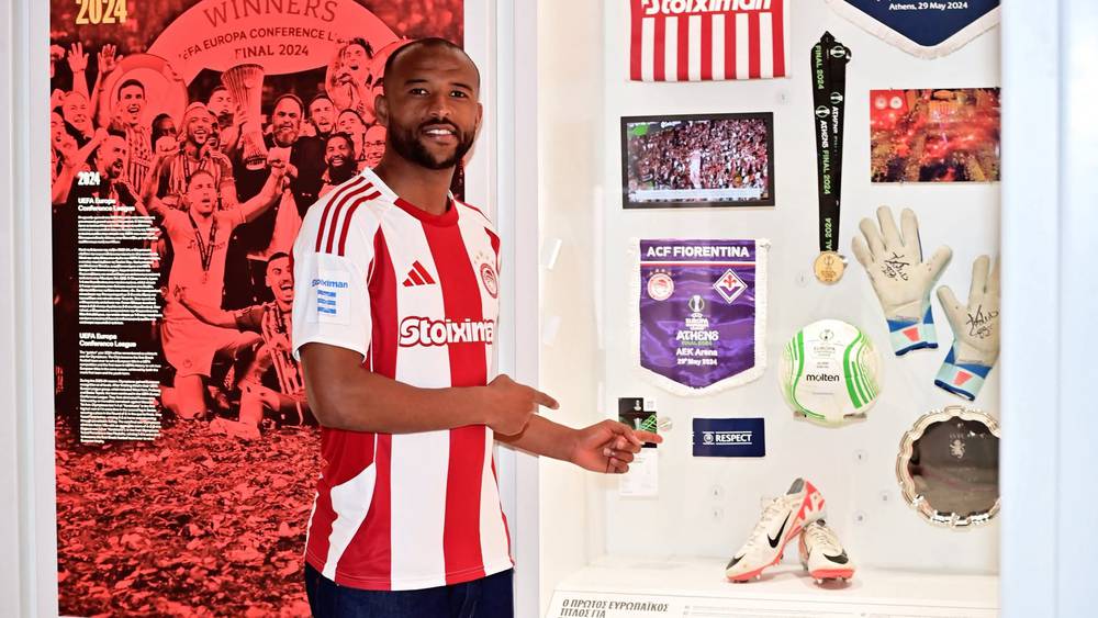 رسميا.. أولمبياكوس اليوناني يحسم مستقبل أيوب الكعبي