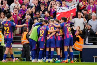 برشلونة يكتسح إشبيلية ويعزز صدارته للدوري الإسباني