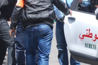 توقيف 6 أشخاص بالدار البيضاء بسبب الشغب الرياضي وتخريب السيارات