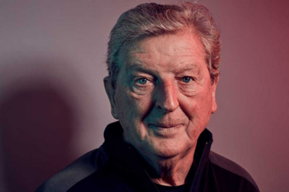 بعد 44 عاما.. هودسون يعود لتدريب بريستول سيتي