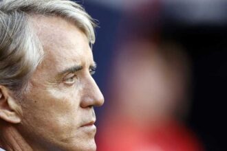 السد يعلن تأخر عودة مانشيني لأسباب عائلية