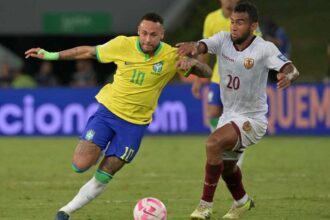 استبعاد نيمار من قائمة البرازيل لمواجهتي فرنسا وكرواتيا